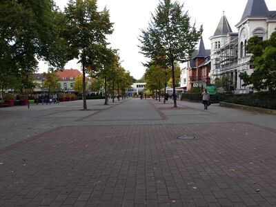 Foto: Jeytas, Inowrocław-Platz in Bad Oeynhausen, Oktober 2015.jpg, CC BY-SA 4.0