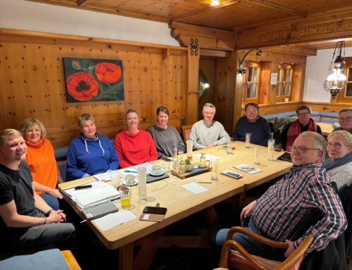 Ein besonderer Gast und neue Genossinnen