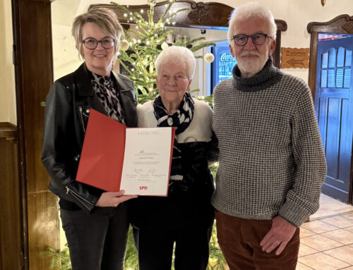 Rosemarie Prange für 40 Jahre Treue zur Sozialdemokratie geehrt